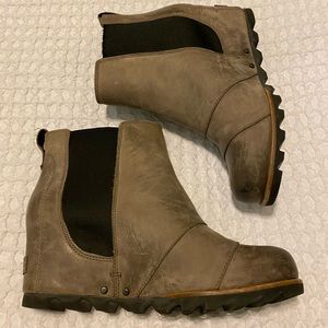 SOREL Lea Wedge Ankle Boots